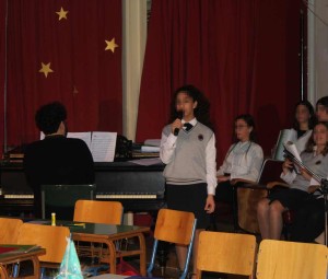 xristougenniatiki-eorti-gymnasio-2 xristougenniatiki-eorti-gymnasio-2