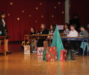 xristougenniatiki-eorti-gymnasio-3 xristougenniatiki-eorti-gymnasio-3