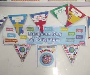 pagkosmia-imera-glwssas-2 pagkosmia-imera-glwssas-2